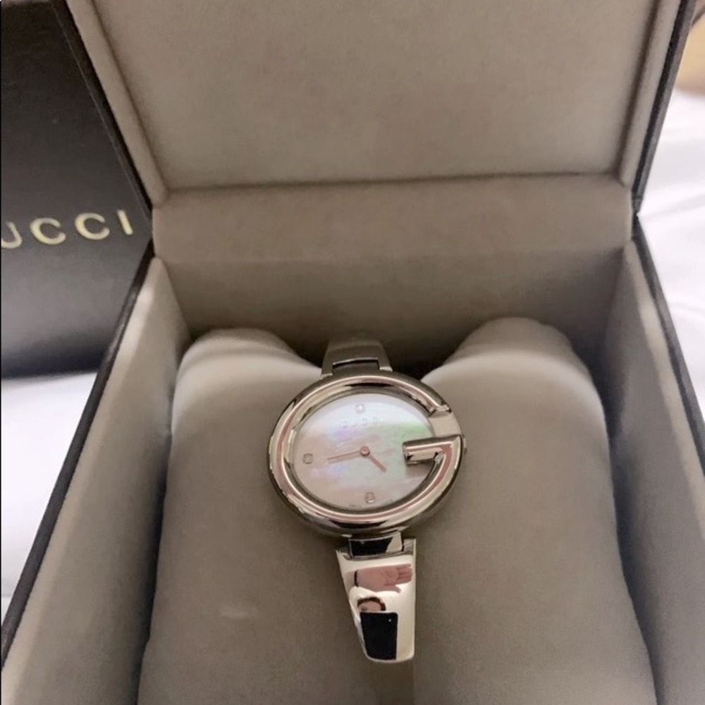 Gucci Watch Biggest Version Of Style - image 1